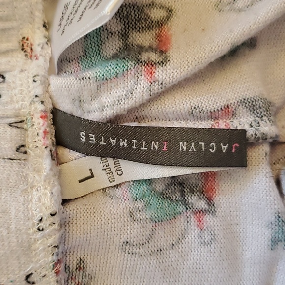 Jaclyn Intimates Women's Holiday Pajama Joggers Bulldogs & Candy Canes - Picture 5 of 9